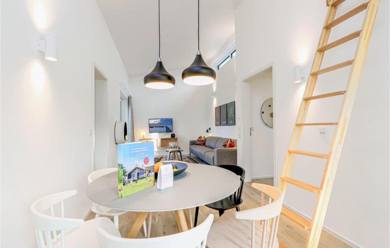 Gorgeous Home In Lembruch-Duemmer See With Kitchen Exteriör bild